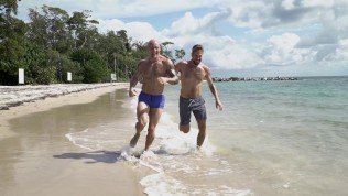 GAYWIRE – Muscular Hunks Bumping Uglies On Pound His Ass