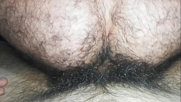 Bareback Maduro Peludo
